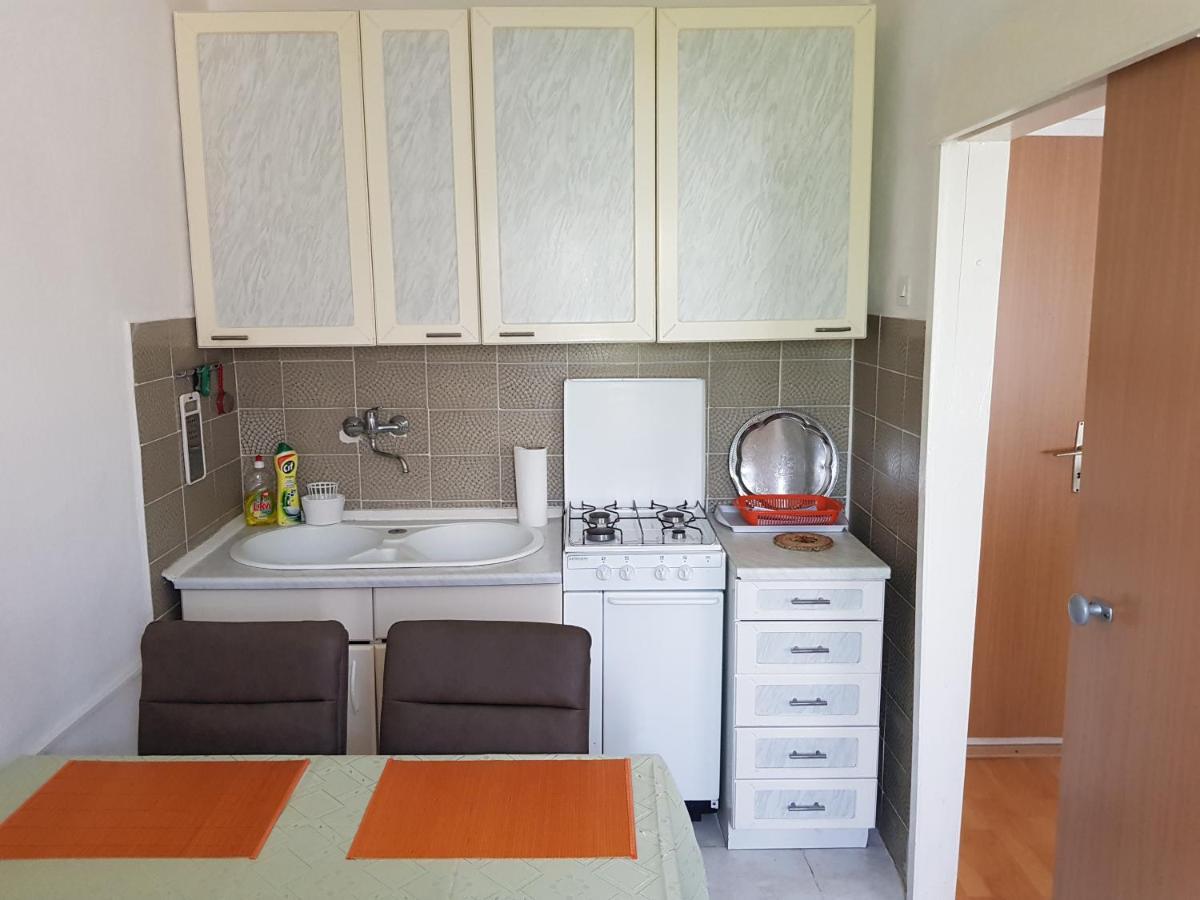 Apartments Nikol 洛帕 外观 照片